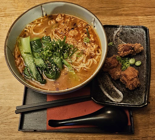 Min Ramen Bar photo 9